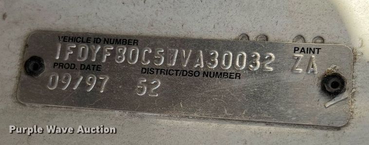 image for item DQ2338 1998 Ford F800  bucket truck