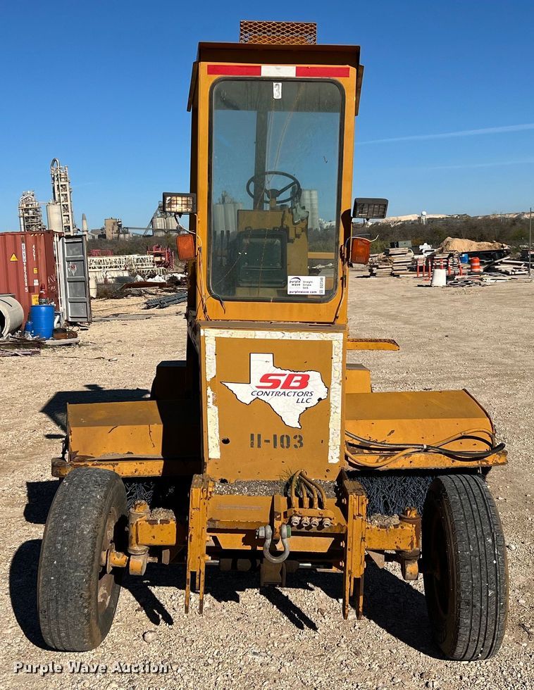 image for item DQ2340 2001 Waldon SM-250  broom