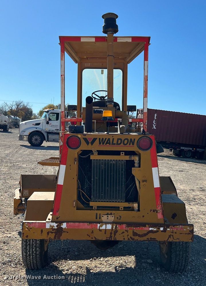 image for item DQ2340 2001 Waldon SM-250  broom