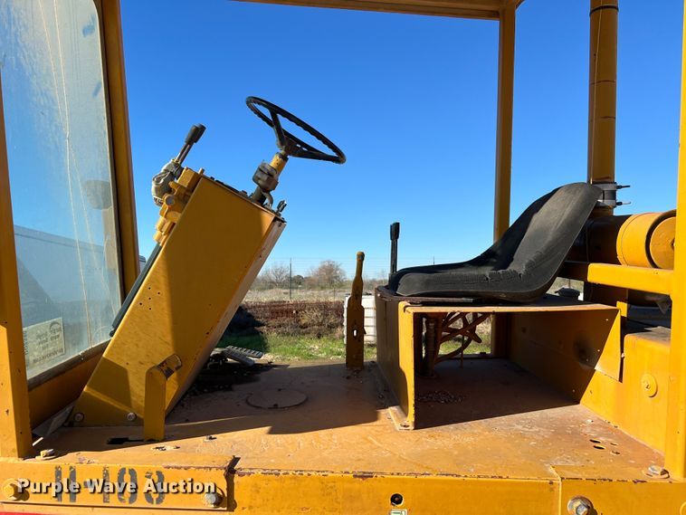 image for item DQ2340 2001 Waldon SM-250  broom