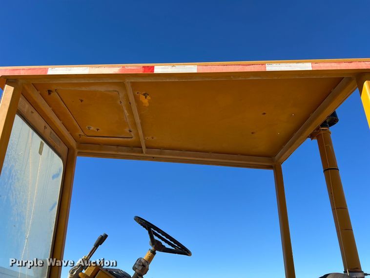 image for item DQ2340 2001 Waldon SM-250  broom