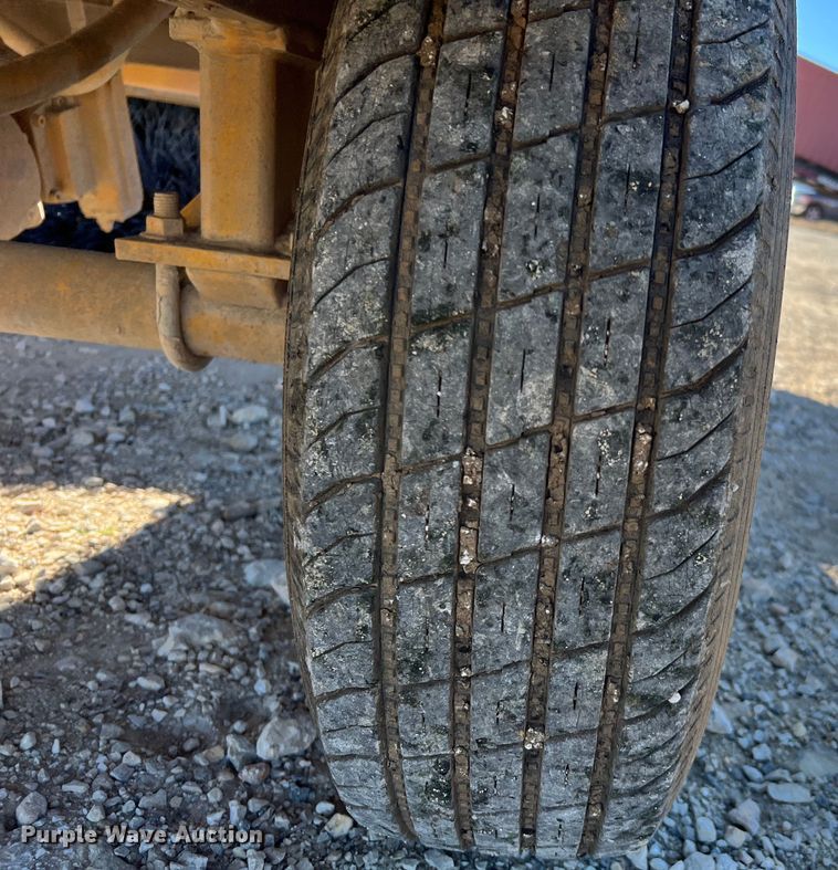 image for item DQ2340 2001 Waldon SM-250  broom