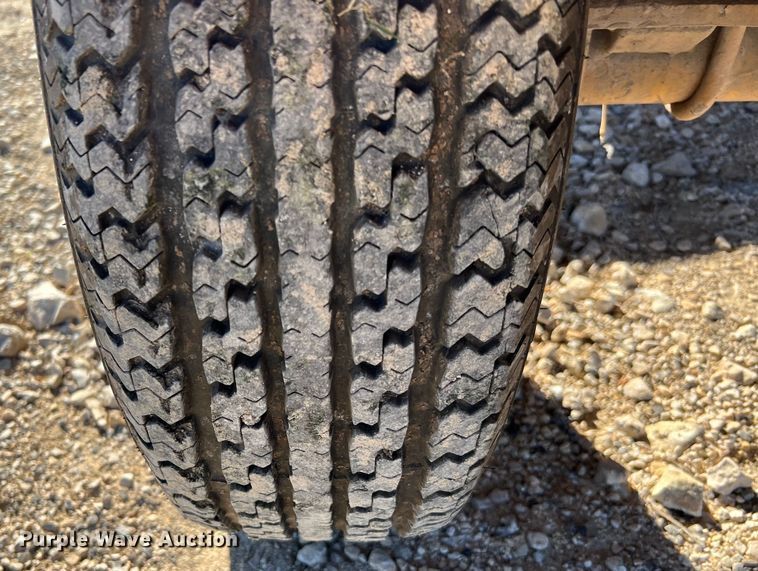 image for item DQ2340 2001 Waldon SM-250  broom