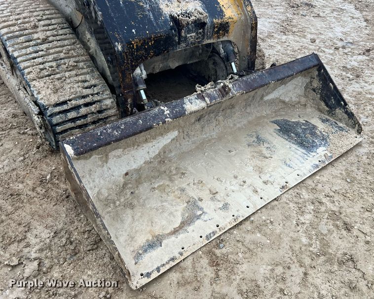 image for item DQ2345 2006 Caterpillar 277B  tracked skid steer loader