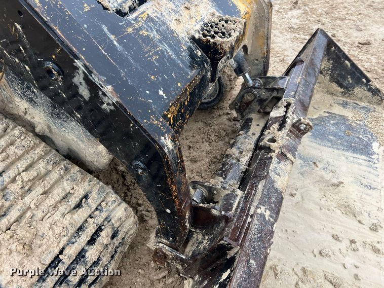 image for item DQ2345 2006 Caterpillar 277B  tracked skid steer loader