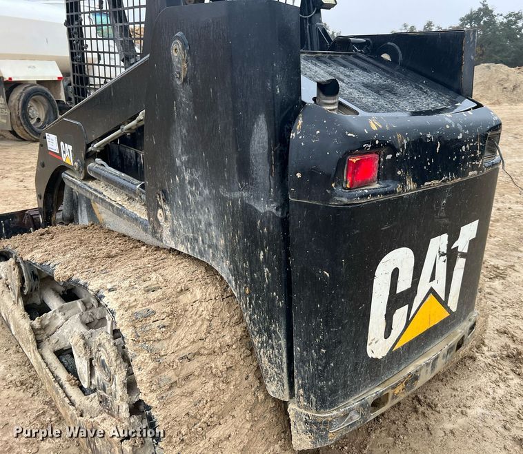 image for item DQ2345 2006 Caterpillar 277B  tracked skid steer loader