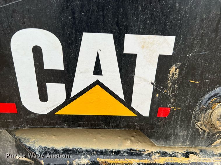 image for item DQ2345 2006 Caterpillar 277B  tracked skid steer loader