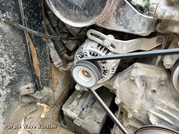 image for item DQ2345 2006 Caterpillar 277B  tracked skid steer loader