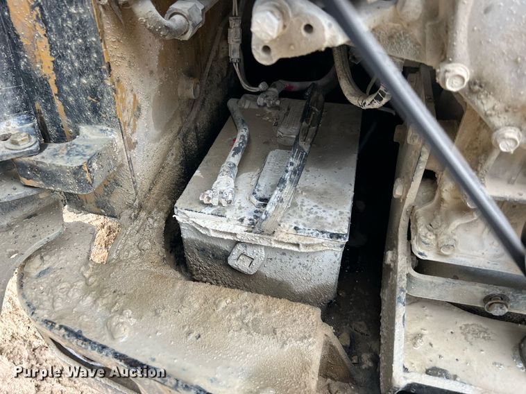 image for item DQ2345 2006 Caterpillar 277B  tracked skid steer loader