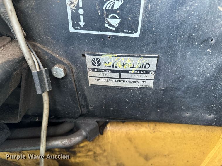 image for item DQ7406 1998 New Holland LX885  skid steer loader