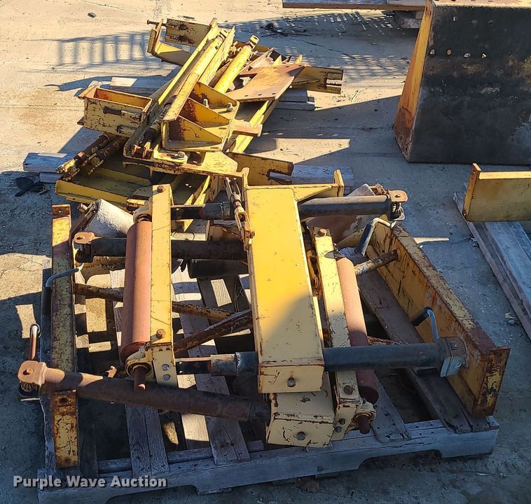 image for item DR7850 CMI PS-150  placer spreader