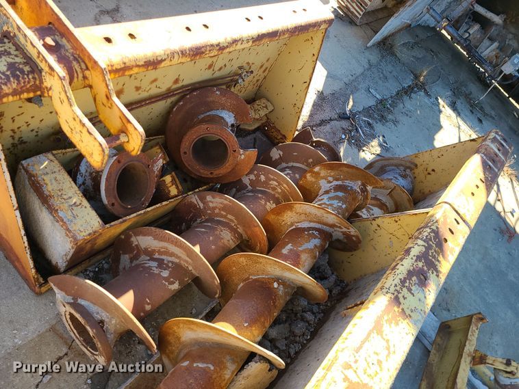 image for item DR7850 CMI PS-150  placer spreader