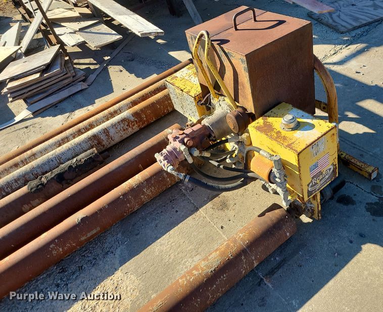 image for item DR7851 Roller screed