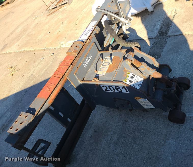 image for item DR7854 Melroe  skid steer cold planer