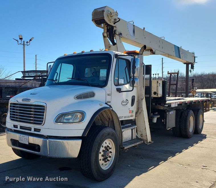 image for item DR7856 2007 Freightliner Business Class M2  crane truck
