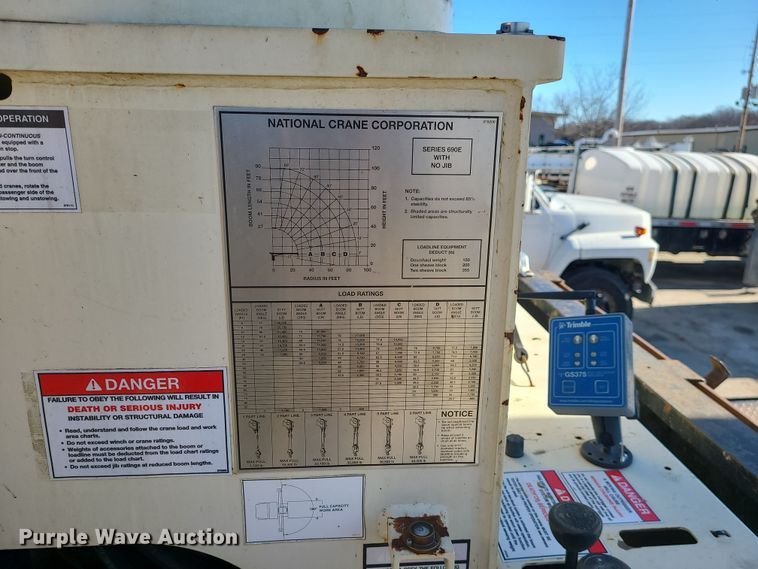 image for item DR7856 2007 Freightliner Business Class M2  crane truck