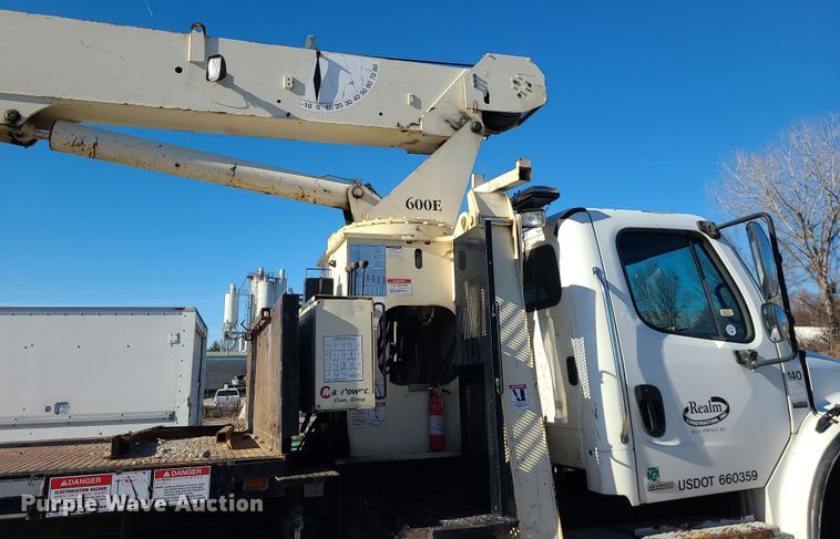 image for item DR7856 2007 Freightliner Business Class M2  crane truck