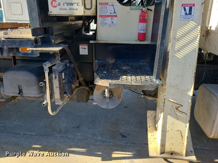 image for item DR7856 2007 Freightliner Business Class M2  crane truck