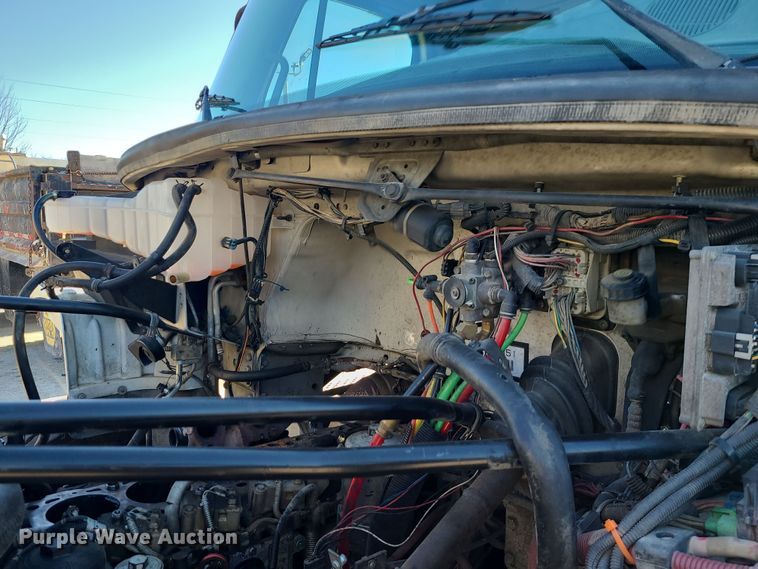 image for item DR7856 2007 Freightliner Business Class M2  crane truck