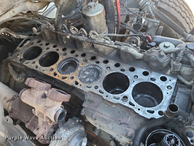 image for item DR7856 2007 Freightliner Business Class M2  crane truck