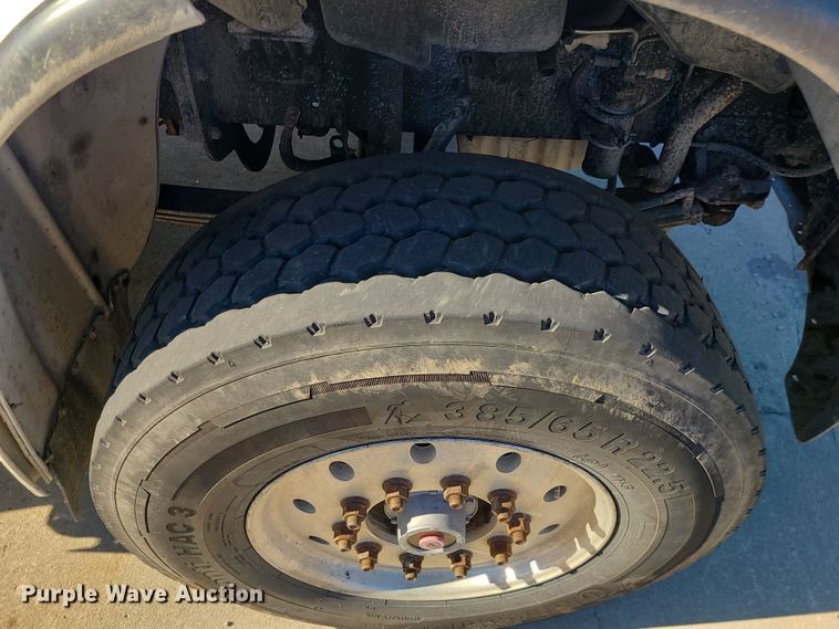 image for item DR7856 2007 Freightliner Business Class M2  crane truck