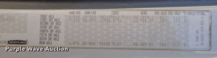 image for item DR7856 2007 Freightliner Business Class M2  crane truck