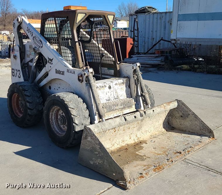 image for item DR7857 2002 Bobcat 873  skid steer loader