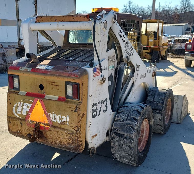 image for item DR7857 2002 Bobcat 873  skid steer loader