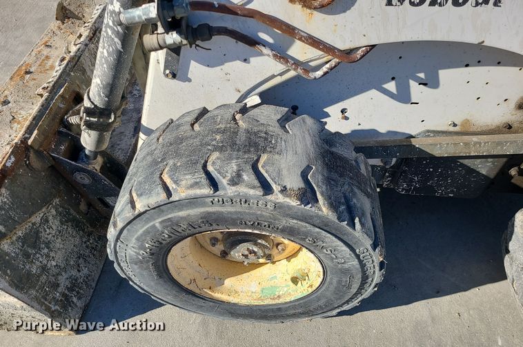 image for item DR7857 2002 Bobcat 873  skid steer loader