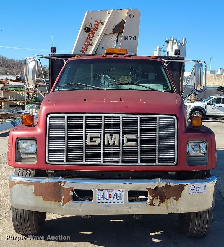 image for item DR7858 1995 GMC TopKick  crane truck