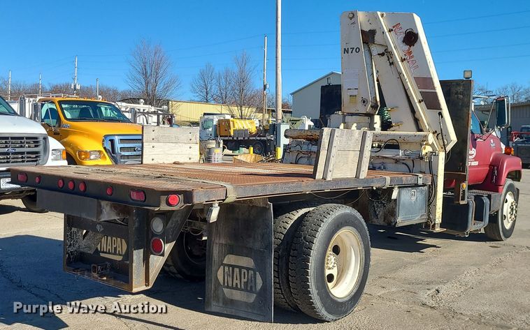 image for item DR7858 1995 GMC TopKick  crane truck