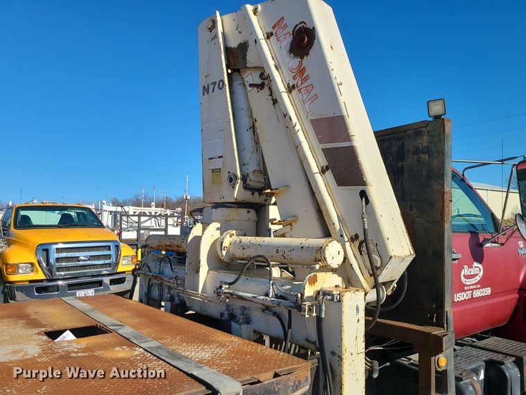 image for item DR7858 1995 GMC TopKick  crane truck