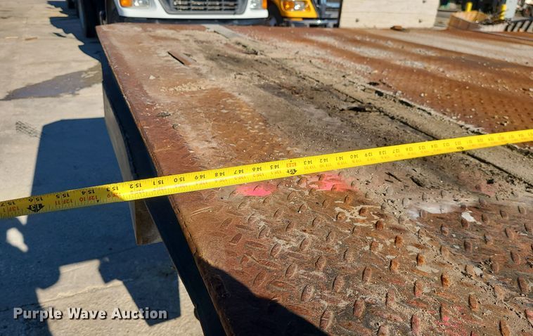 image for item DR7858 1995 GMC TopKick  crane truck