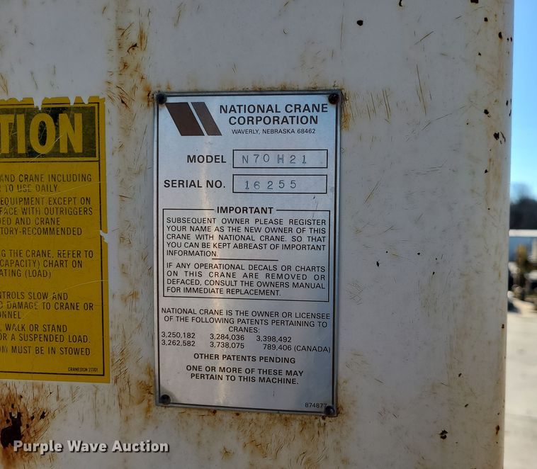 image for item DR7858 1995 GMC TopKick  crane truck