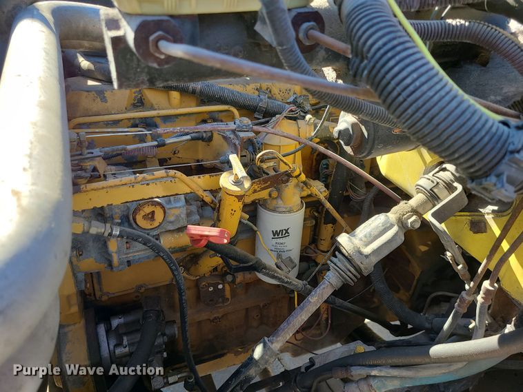 image for item DR7858 1995 GMC TopKick  crane truck