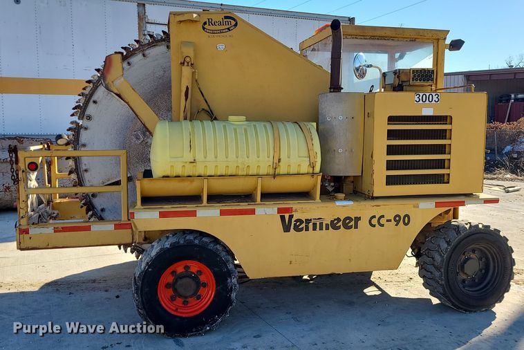 image for item DR7859 1985 Vermeer CC-90  rock saw