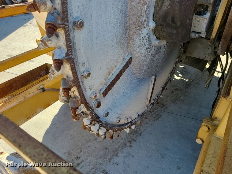 image for item DR7859 1985 Vermeer CC-90  rock saw