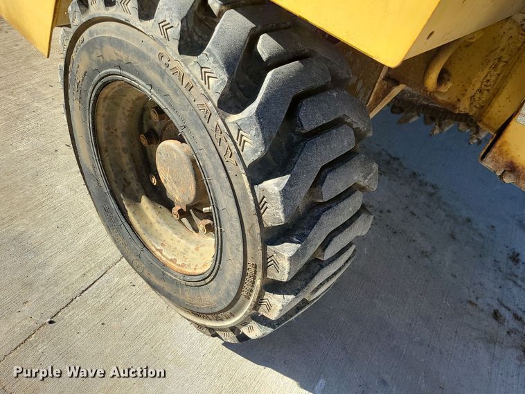 image for item DR7859 1985 Vermeer CC-90  rock saw