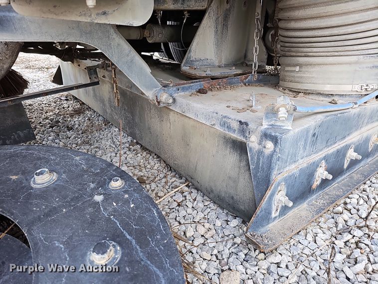 image for item DS5724 2007 Sterling SC8000  street sweeper truck