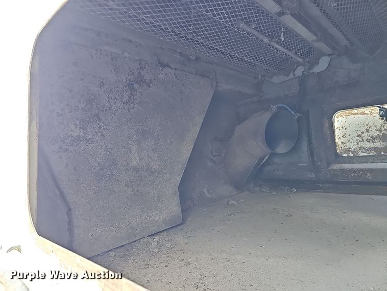 image for item DS5724 2007 Sterling SC8000  street sweeper truck