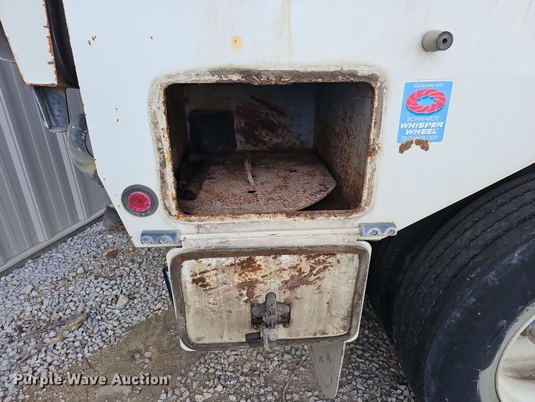 image for item DS5724 2007 Sterling SC8000  street sweeper truck