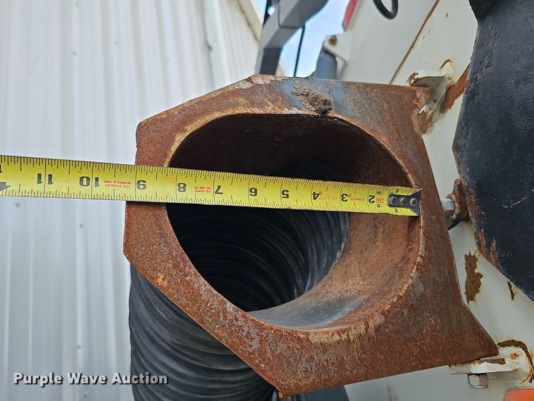 image for item DS5724 2007 Sterling SC8000  street sweeper truck