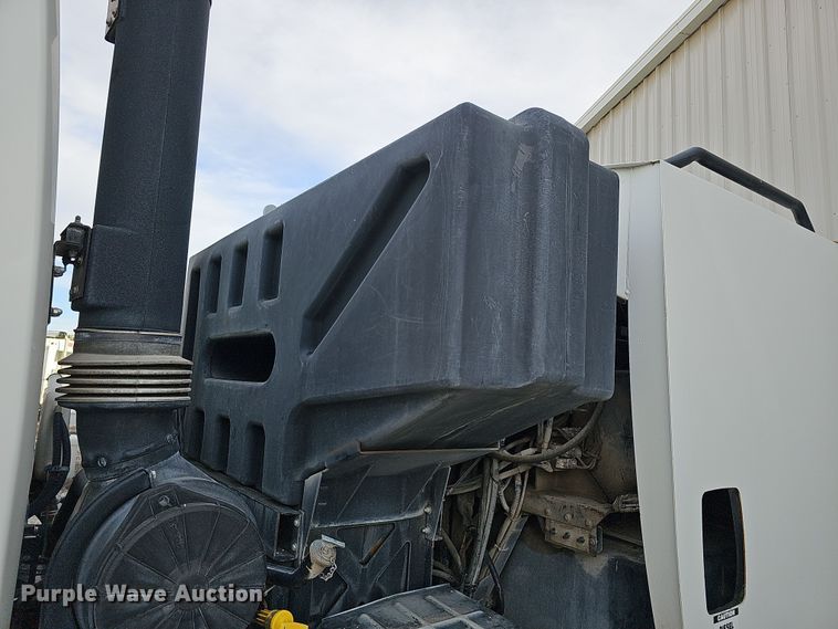 image for item DS5724 2007 Sterling SC8000  street sweeper truck