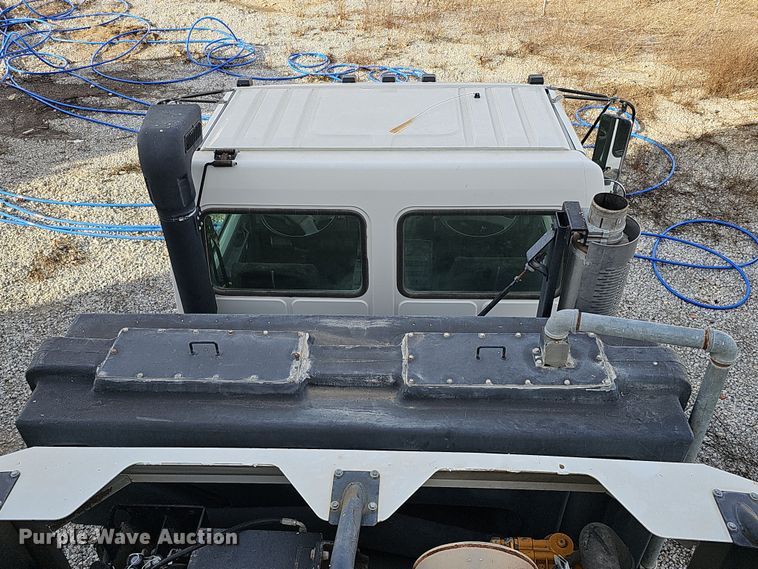 image for item DS5724 2007 Sterling SC8000  street sweeper truck