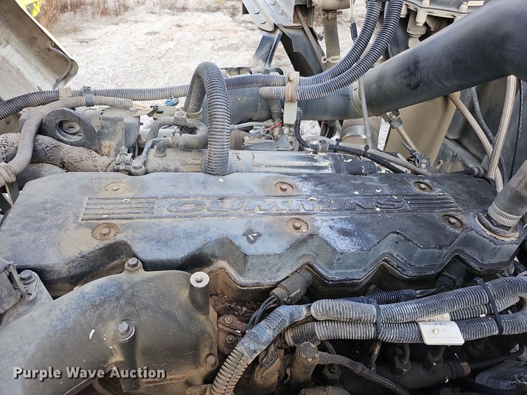 image for item DS5724 2007 Sterling SC8000  street sweeper truck