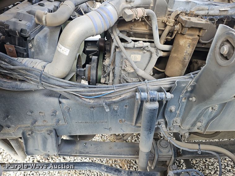 image for item DS5724 2007 Sterling SC8000  street sweeper truck