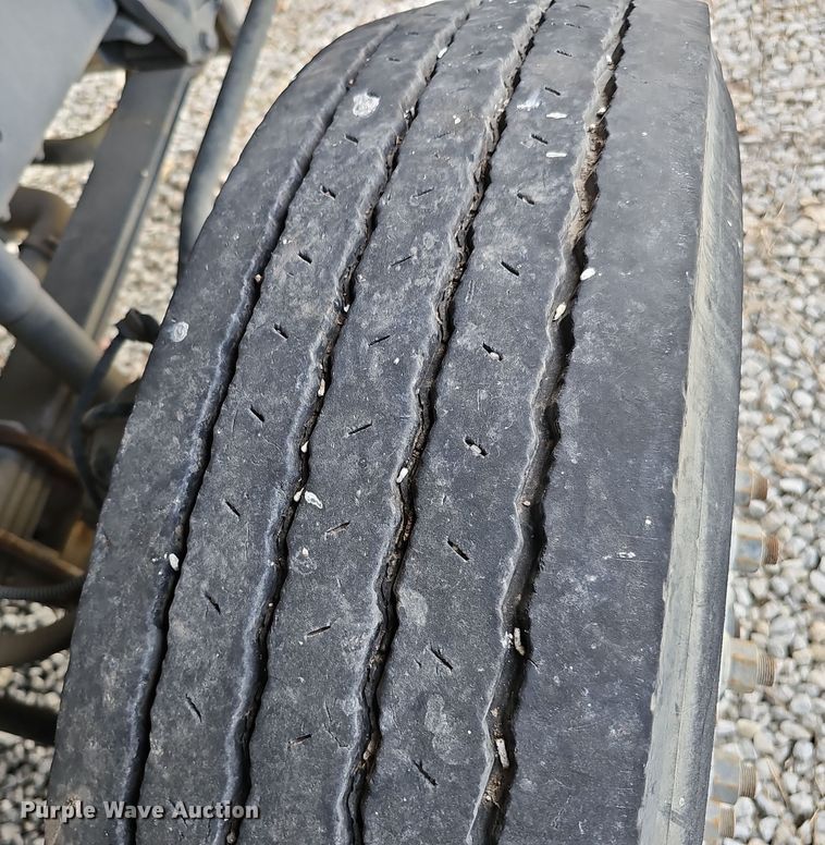 image for item DS5724 2007 Sterling SC8000  street sweeper truck