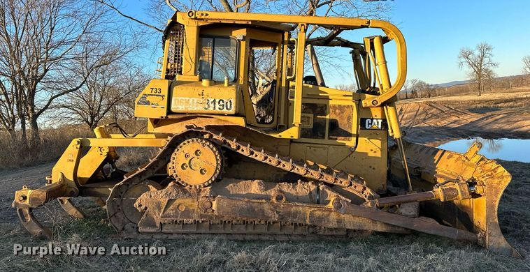 image for item DW5000 Caterpillar D6H  dozer