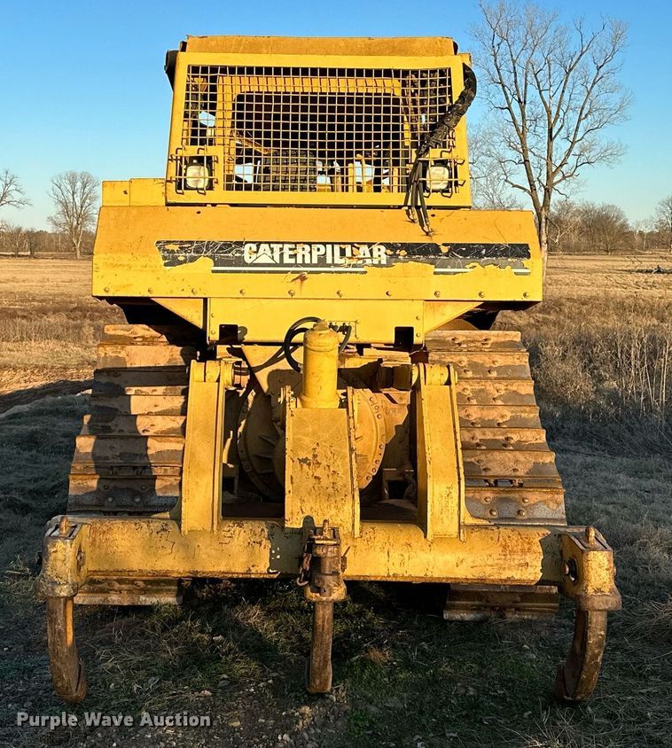 image for item DW5000 Caterpillar D6H  dozer