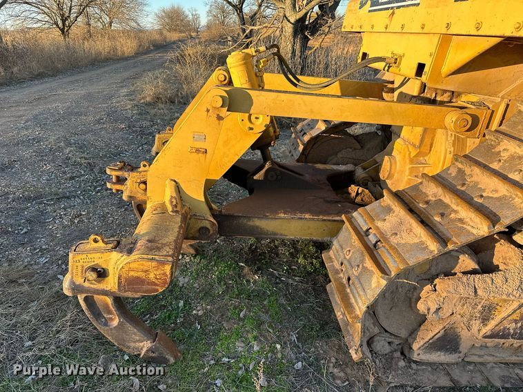 image for item DW5000 Caterpillar D6H  dozer